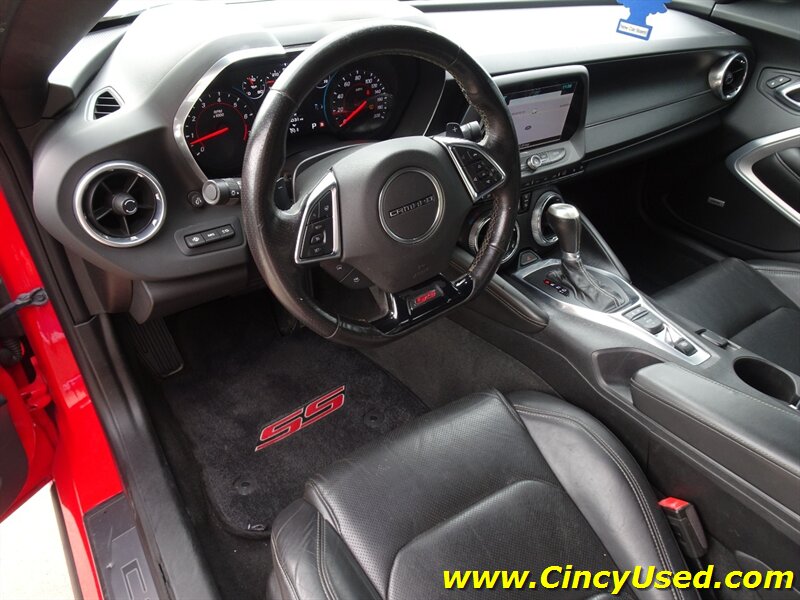 2016 Chevrolet Camaro SS - Photo 13 - Cincinnati, OH 45255