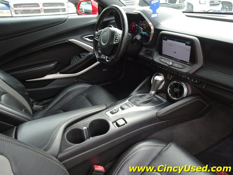2016 Chevrolet Camaro SS - Photo 19 - Cincinnati, OH 45255