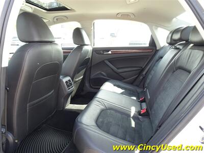 2013 Volkswagen Passat V6 SEL Premium   - Photo 12 - Cincinnati, OH 45255
