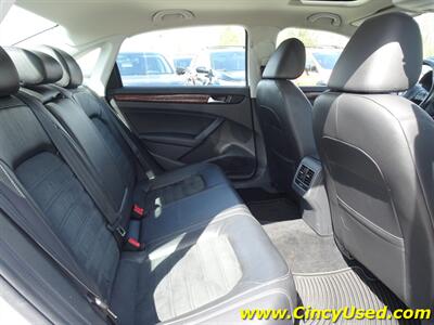 2013 Volkswagen Passat V6 SEL Premium   - Photo 13 - Cincinnati, OH 45255