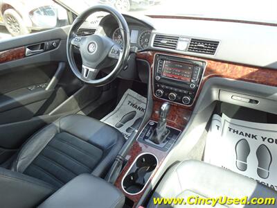 2013 Volkswagen Passat V6 SEL Premium   - Photo 14 - Cincinnati, OH 45255