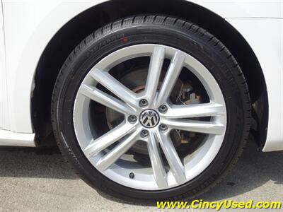 2013 Volkswagen Passat V6 SEL Premium   - Photo 31 - Cincinnati, OH 45255