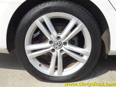 2013 Volkswagen Passat V6 SEL Premium   - Photo 30 - Cincinnati, OH 45255