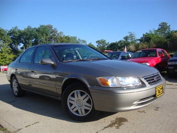 2001 Toyota Camry LE   - Photo 9 - Cincinnati, OH 45255