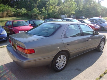 2001 Toyota Camry LE   - Photo 6 - Cincinnati, OH 45255