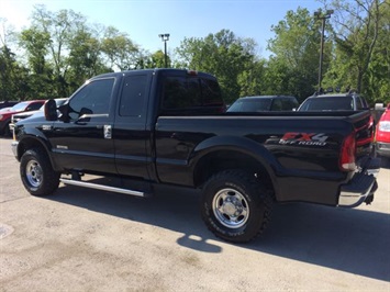 2004 Ford F-250 Super Duty Lariat   - Photo 4 - Cincinnati, OH 45255