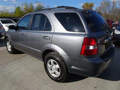2007 Kia Sorento LX  4X4 - Photo 8 - Cincinnati, OH 45255