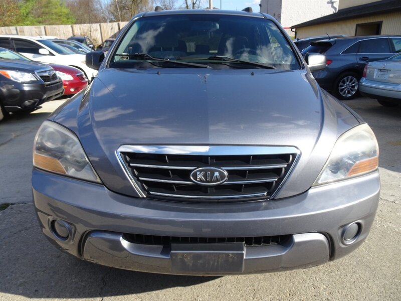 2007 Kia Sorento LX 4X4 - Photo 2 - Cincinnati, OH 45255