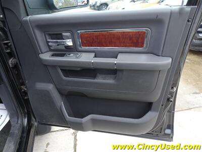 2012 RAM 3500 Laramie   - Photo 31 - Cincinnati, OH 45255