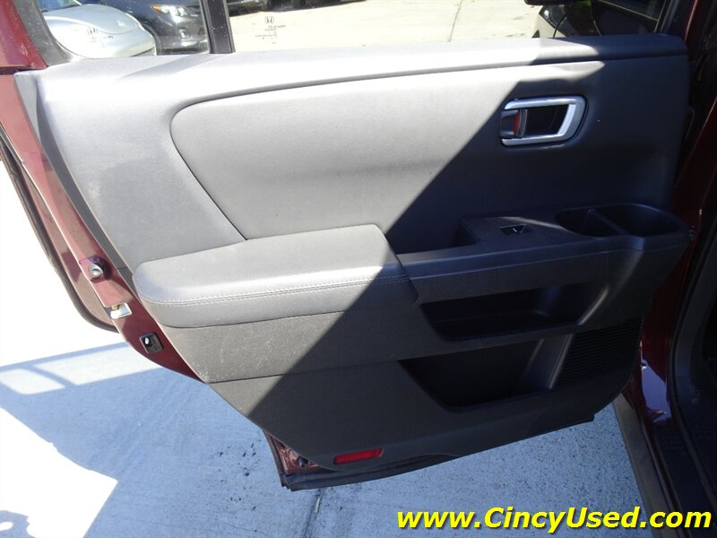 2012 Honda Pilot EX-L w/Navi - Photo 32 - Cincinnati, OH 45255