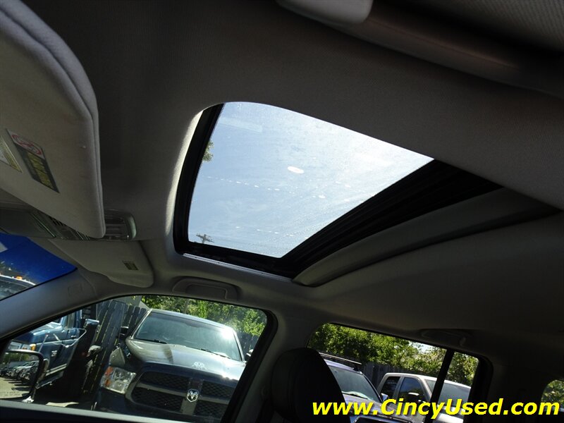 2012 Honda Pilot EX-L w/Navi - Photo 28 - Cincinnati, OH 45255