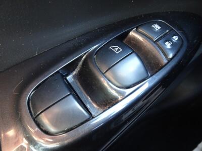 2013 Nissan Juke NISMO  1.6L I4 Turbo AWD - Photo 21 - Cincinnati, OH 45255