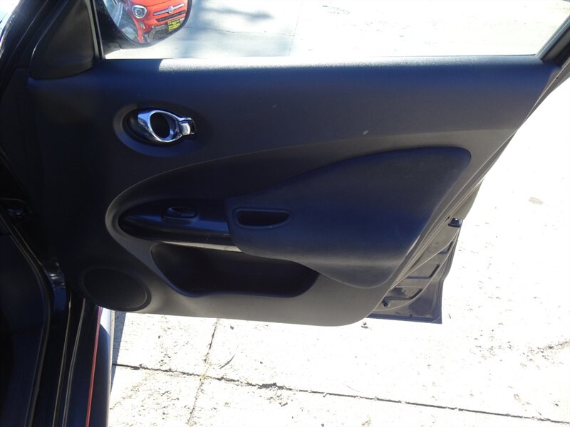 2013 Nissan Juke NISMO  1.6L I4 Turbo AWD - Photo 26 - Cincinnati, OH 45255