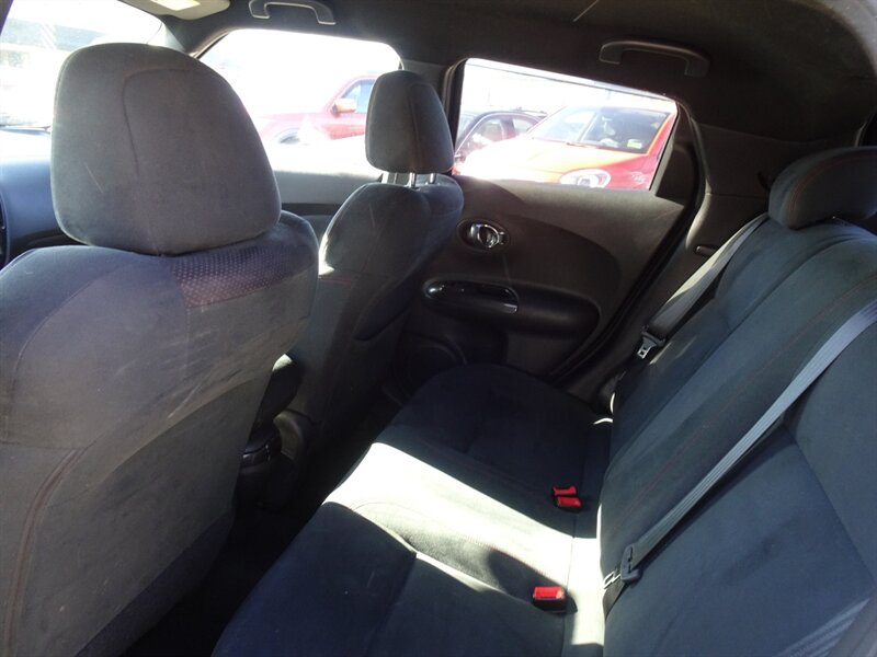 2013 Nissan Juke NISMO  1.6L I4 Turbo AWD - Photo 12 - Cincinnati, OH 45255