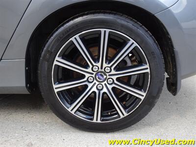 2017 Volvo S60 L T5 Inscription   - Photo 35 - Cincinnati, OH 45255