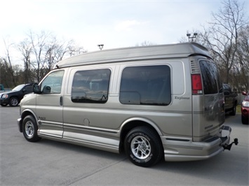 2001 Chevrolet Express Cargo 1500   - Photo 4 - Cincinnati, OH 45255