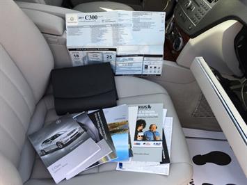 2011 Mercedes-Benz C 300 Sport 4MATIC   - Photo 26 - Cincinnati, OH 45255