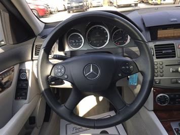 2011 Mercedes-Benz C 300 Sport 4MATIC   - Photo 16 - Cincinnati, OH 45255