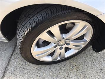 2011 Mercedes-Benz C 300 Sport 4MATIC   - Photo 28 - Cincinnati, OH 45255