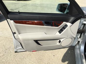 2011 Mercedes-Benz C 300 Sport 4MATIC   - Photo 20 - Cincinnati, OH 45255