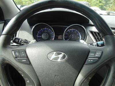 2011 Hyundai Sonata SE   - Photo 19 - Cincinnati, OH 45255