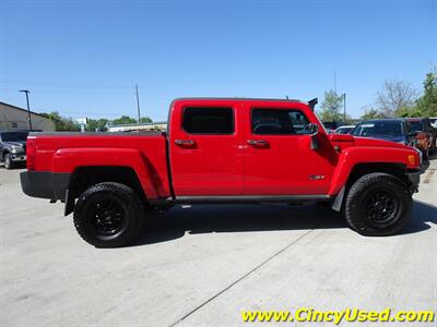2009 Hummer H3T Alpha   - Photo 5 - Cincinnati, OH 45255