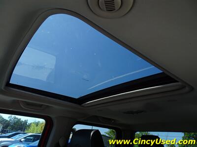 2009 Hummer H3T Alpha   - Photo 12 - Cincinnati, OH 45255