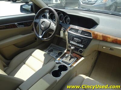 2012 Mercedes-Benz C 300 Luxury 3.0L V6 4MATIC   - Photo 15 - Cincinnati, OH 45255