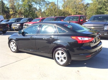 2013 Ford Focus SE   - Photo 4 - Cincinnati, OH 45255