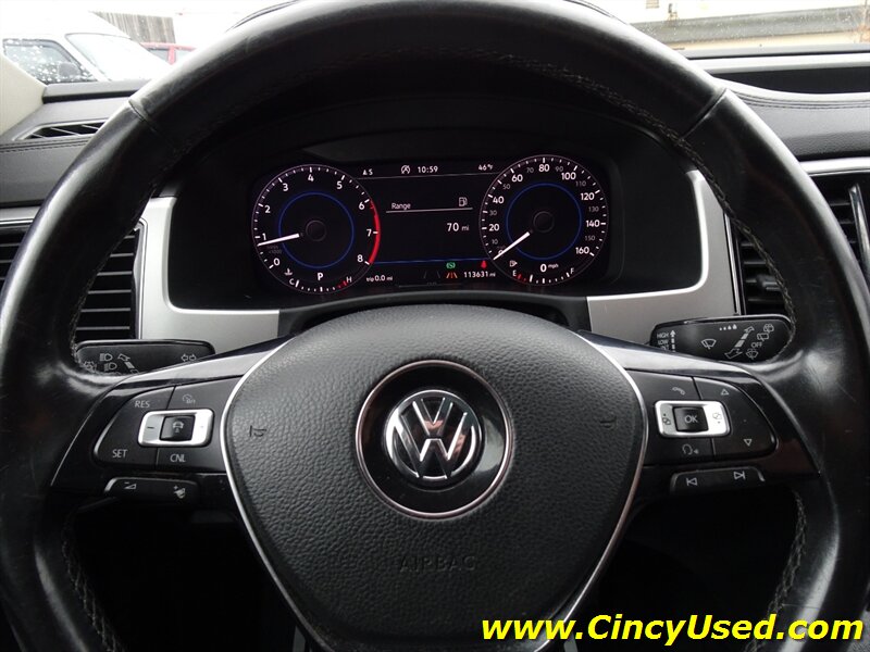 2018 Volkswagen Atlas V6 SEL Premium 4Motion - Photo 30 - Cincinnati, OH 45255