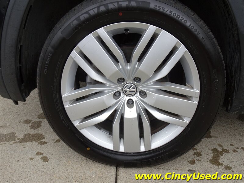 2018 Volkswagen Atlas V6 SEL Premium 4Motion - Photo 7 - Cincinnati, OH 45255