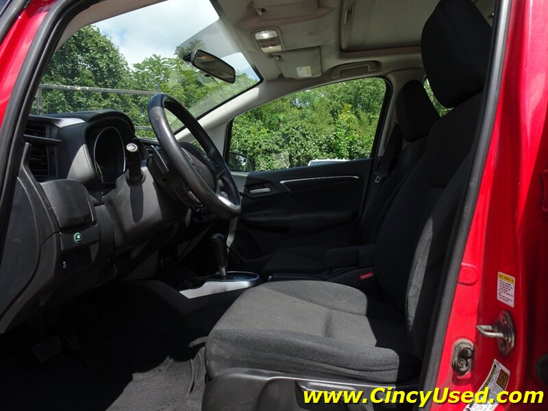 2015 Honda Fit EX - Photo 11 - Cincinnati, OH 45255