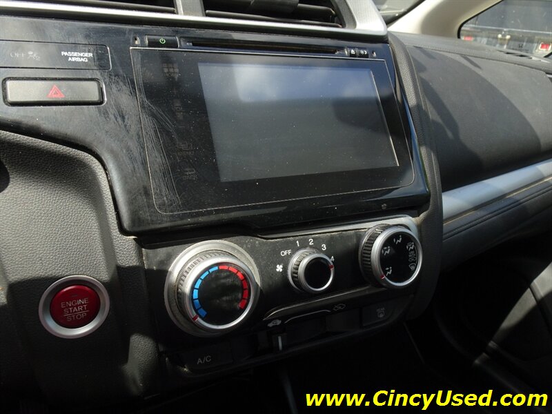 2015 Honda Fit EX - Photo 19 - Cincinnati, OH 45255