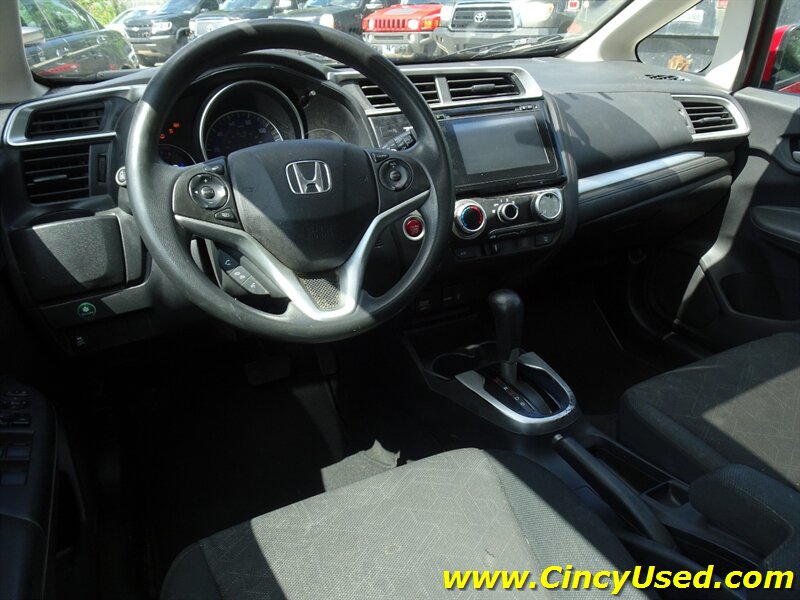 2015 Honda Fit EX - Photo 10 - Cincinnati, OH 45255