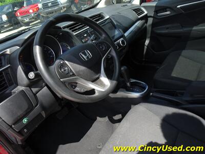 2015 Honda Fit EX - Photo 12 - Cincinnati, OH 45255