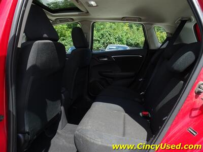 2015 Honda Fit EX - Photo 13 - Cincinnati, OH 45255