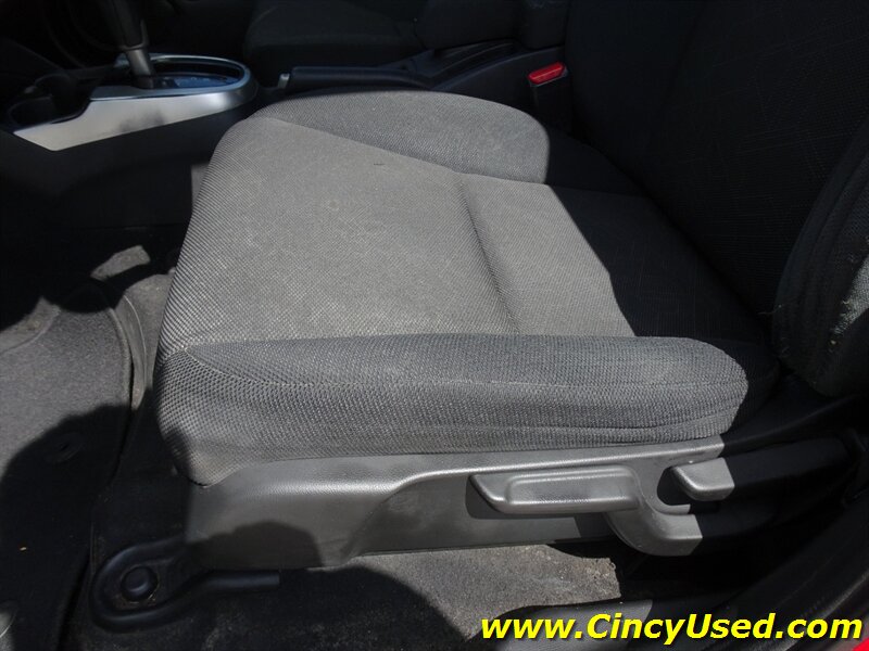2015 Honda Fit EX - Photo 27 - Cincinnati, OH 45255