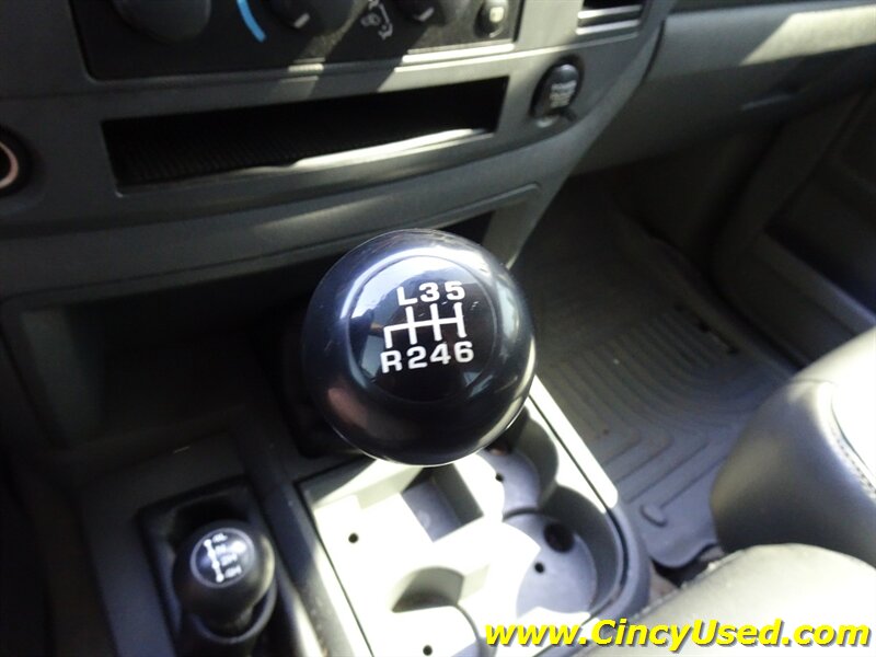 2007 Dodge Ram 2500 Laramie - Photo 19 - Cincinnati, OH 45255