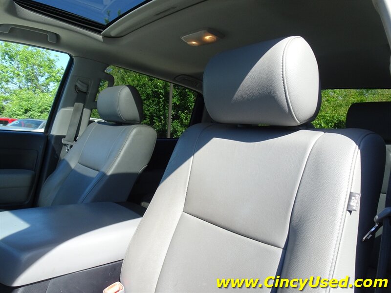 2013 Toyota Tundra Limited - Photo 11 - Cincinnati, OH 45255