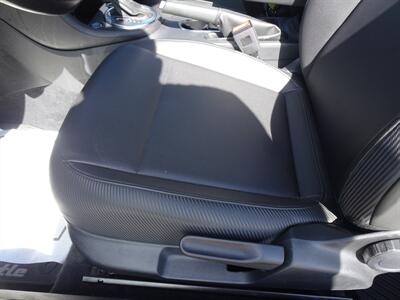 2018 Volkswagen Beetle-Classic S 2.0L Turbo I4  FWD - Photo 20 - Cincinnati, OH 45255