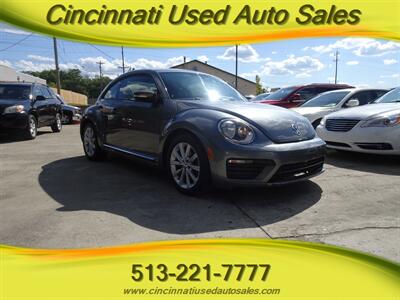 2018 Volkswagen Beetle-Classic S 2.0L Turbo I4  FWD - Photo 1 - Cincinnati, OH 45255