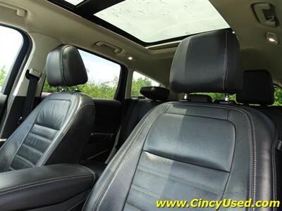 2017 Ford Escape Titanium - Photo 13 - Cincinnati, OH 45255
