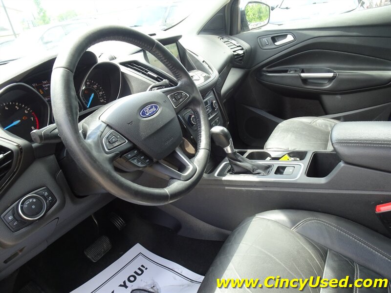 2017 Ford Escape Titanium - Photo 11 - Cincinnati, OH 45255
