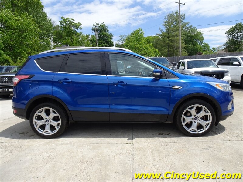 2017 Ford Escape Titanium - Photo 6 - Cincinnati, OH 45255