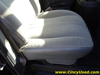 2019 Chevrolet Express LT 3500   - Photo 29 - Cincinnati, OH 45255