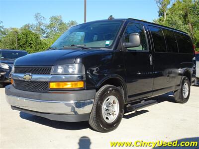 2019 Chevrolet Express LT 3500   - Photo 3 - Cincinnati, OH 45255