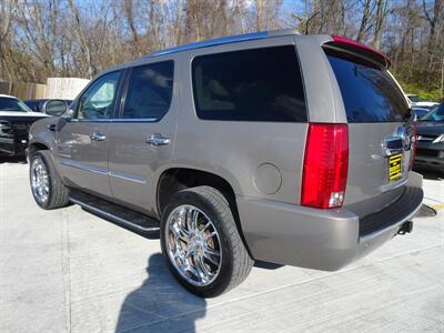 2007 Cadillac Escalade   - Photo 8 - Cincinnati, OH 45255