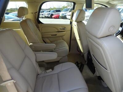 2007 Cadillac Escalade   - Photo 13 - Cincinnati, OH 45255