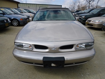 1997 OLDSMOBILE 88 ROYAL   - Photo 2 - Cincinnati, OH 45255