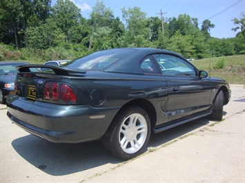 1998 Ford Mustang   - Photo 13 - Cincinnati, OH 45255